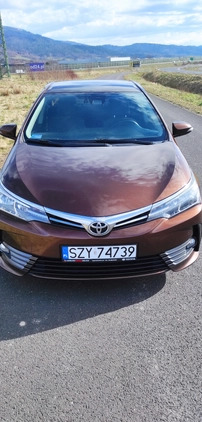 Toyota Corolla cena 44000 przebieg: 211000, rok produkcji 2016 z Świnoujście małe 56